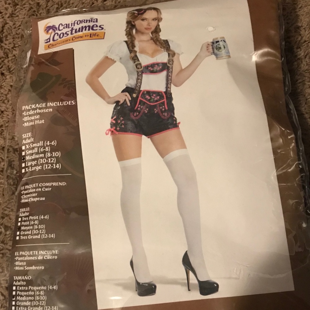 Sexy costume!